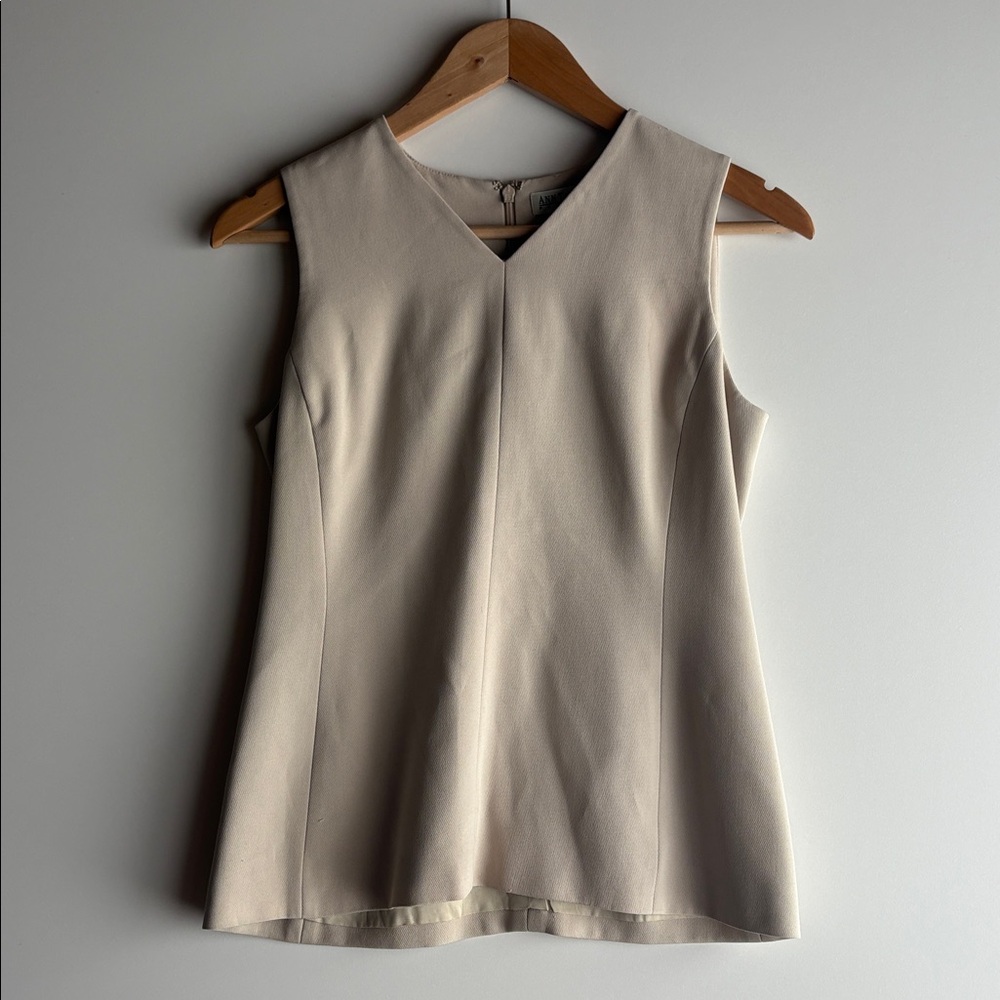 Ann Taylor Petites Vintage Beige Tailored Sleeveless Career Professional Top 2P
